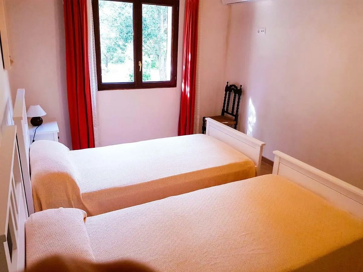 Can Company Campanet Kır Evi